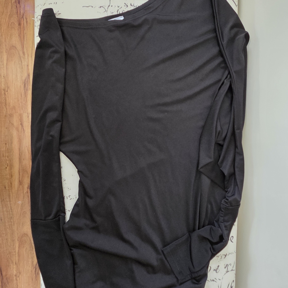 Suzy Shier Black Off The Shoulder Long Sleeve Top